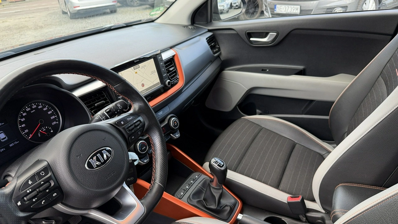 Kia Stonic - Zdjęcie 28
