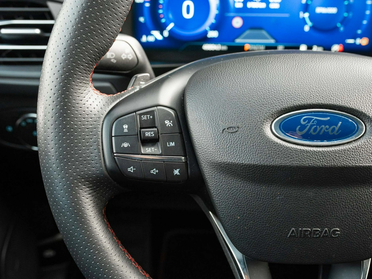 Ford Focus - Zdjęcie 12