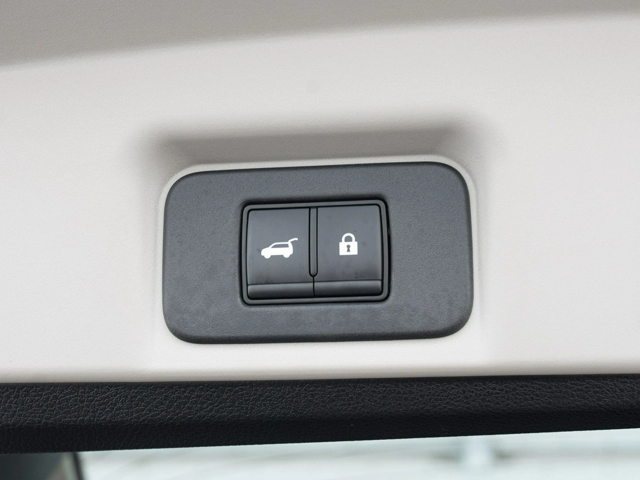 Nissan Ariya - Zdjęcie 25