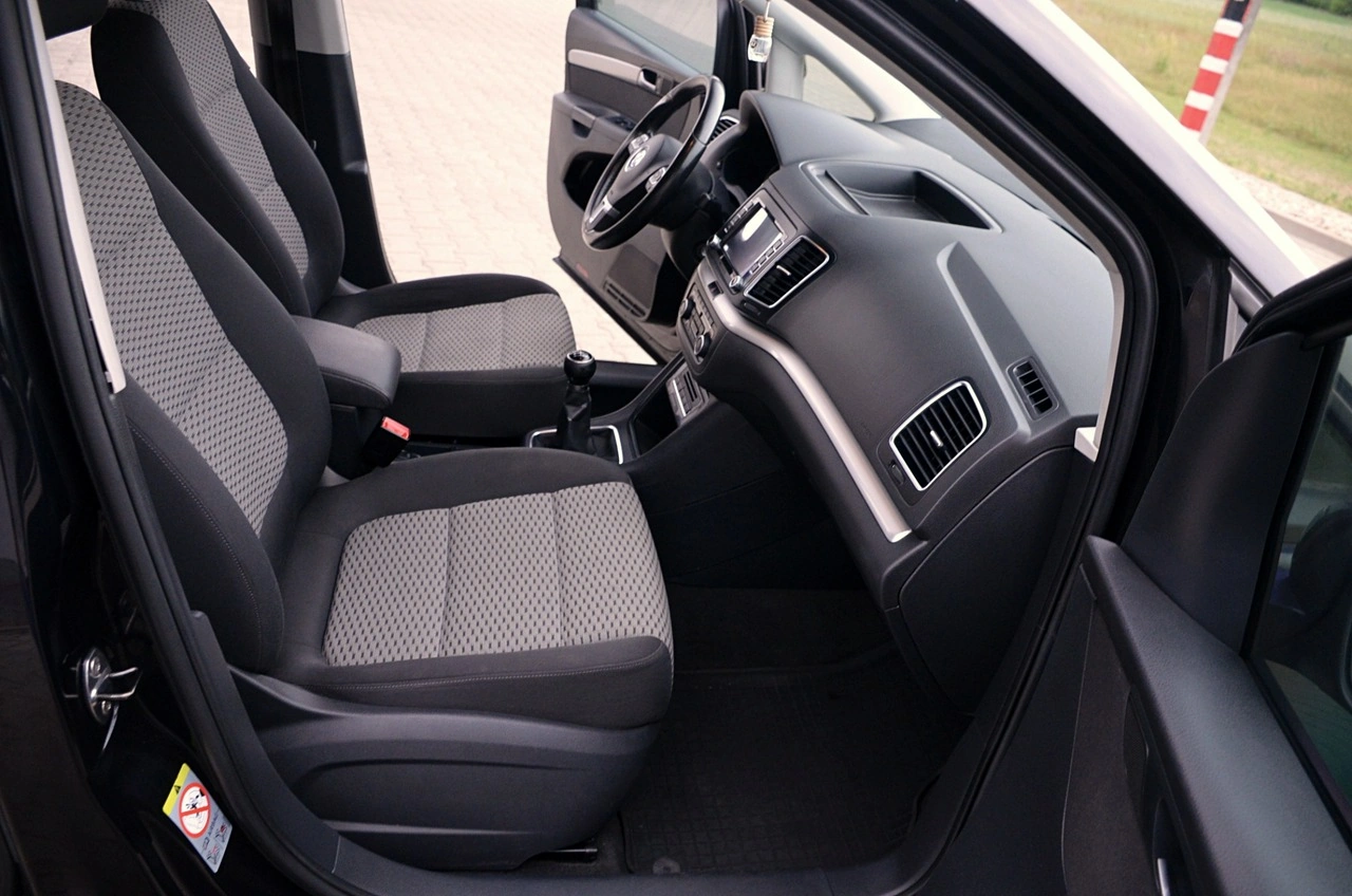 Volkswagen Sharan - Zdjęcie 19