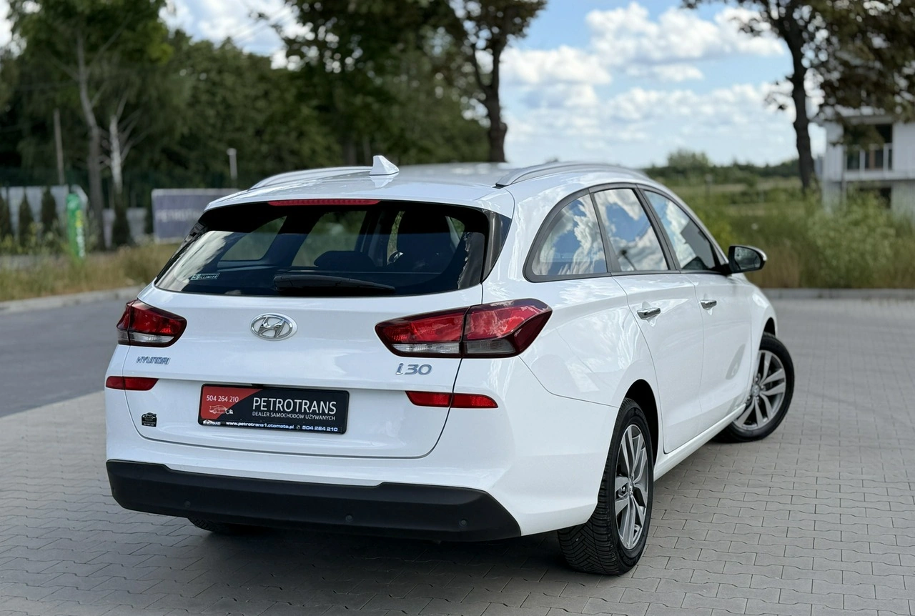 Hyundai i30 - Zdjęcie 11