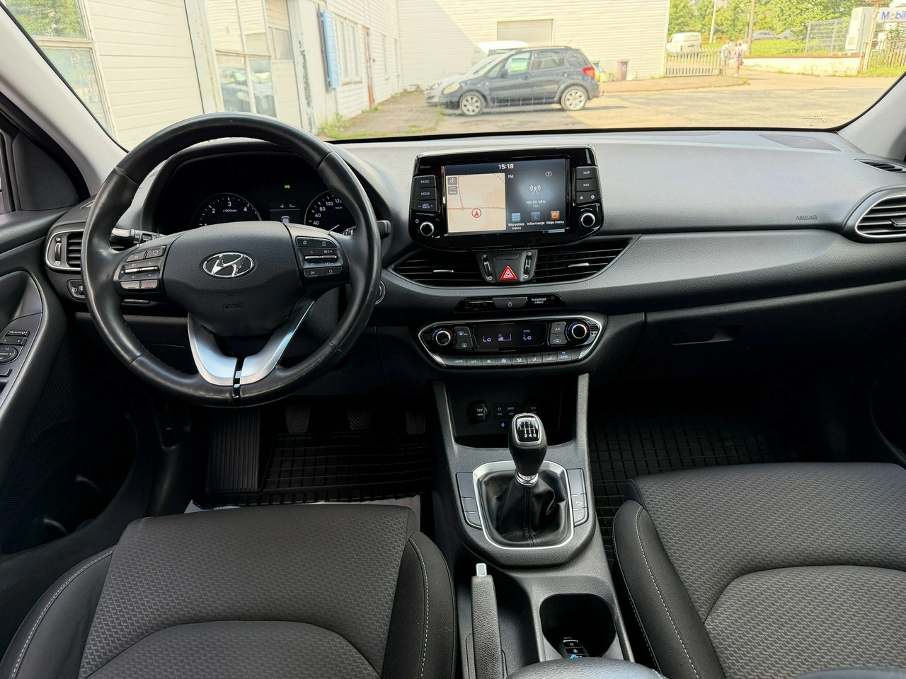 Hyundai i30 - Zdjęcie 19