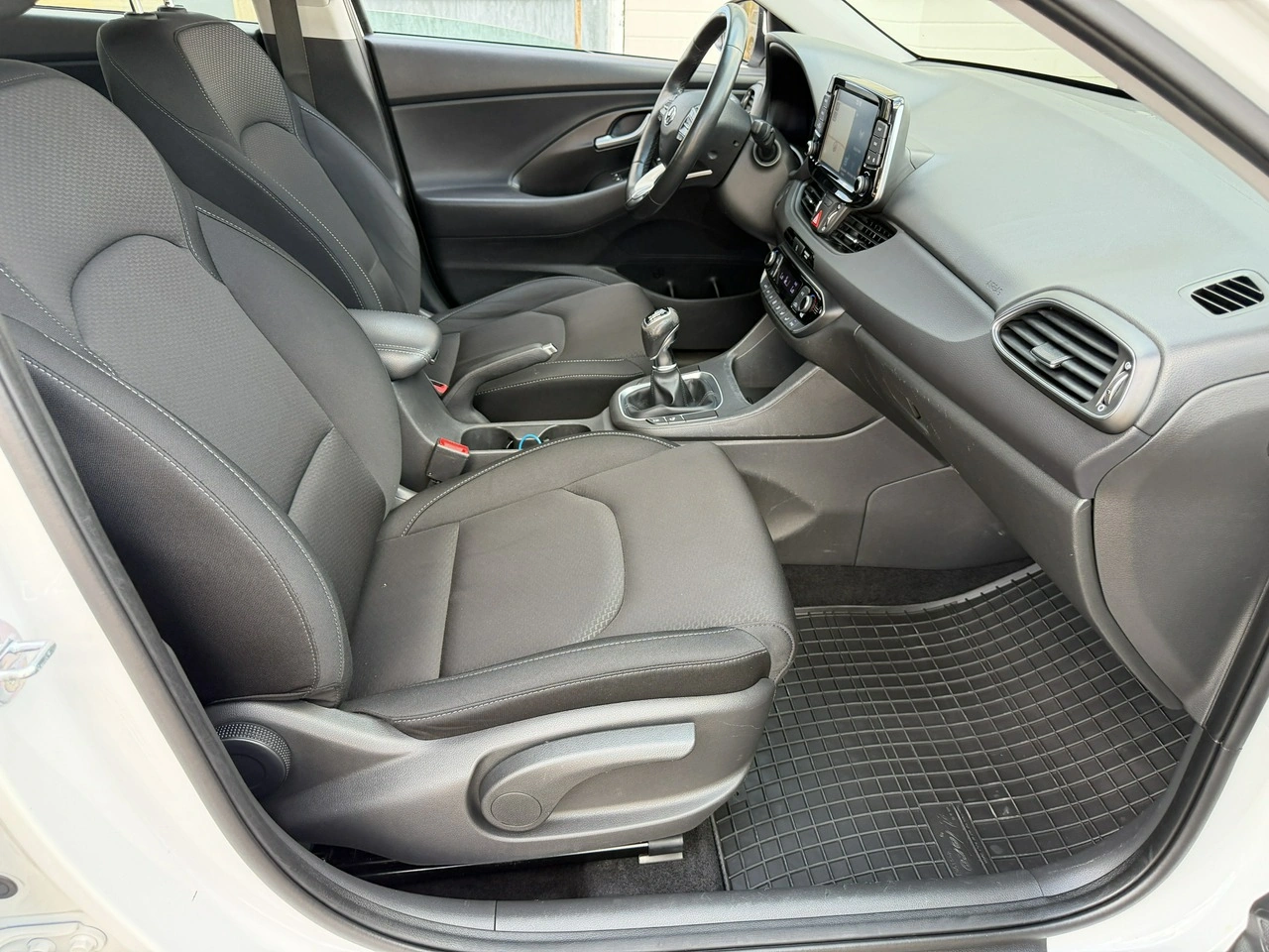 Hyundai i30 - Zdjęcie 33