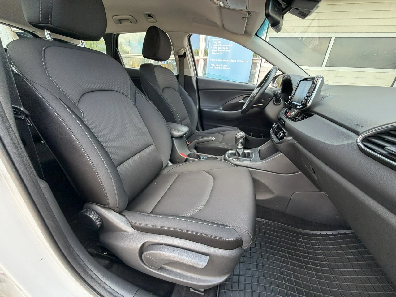 Hyundai i30 - Zdjęcie 35