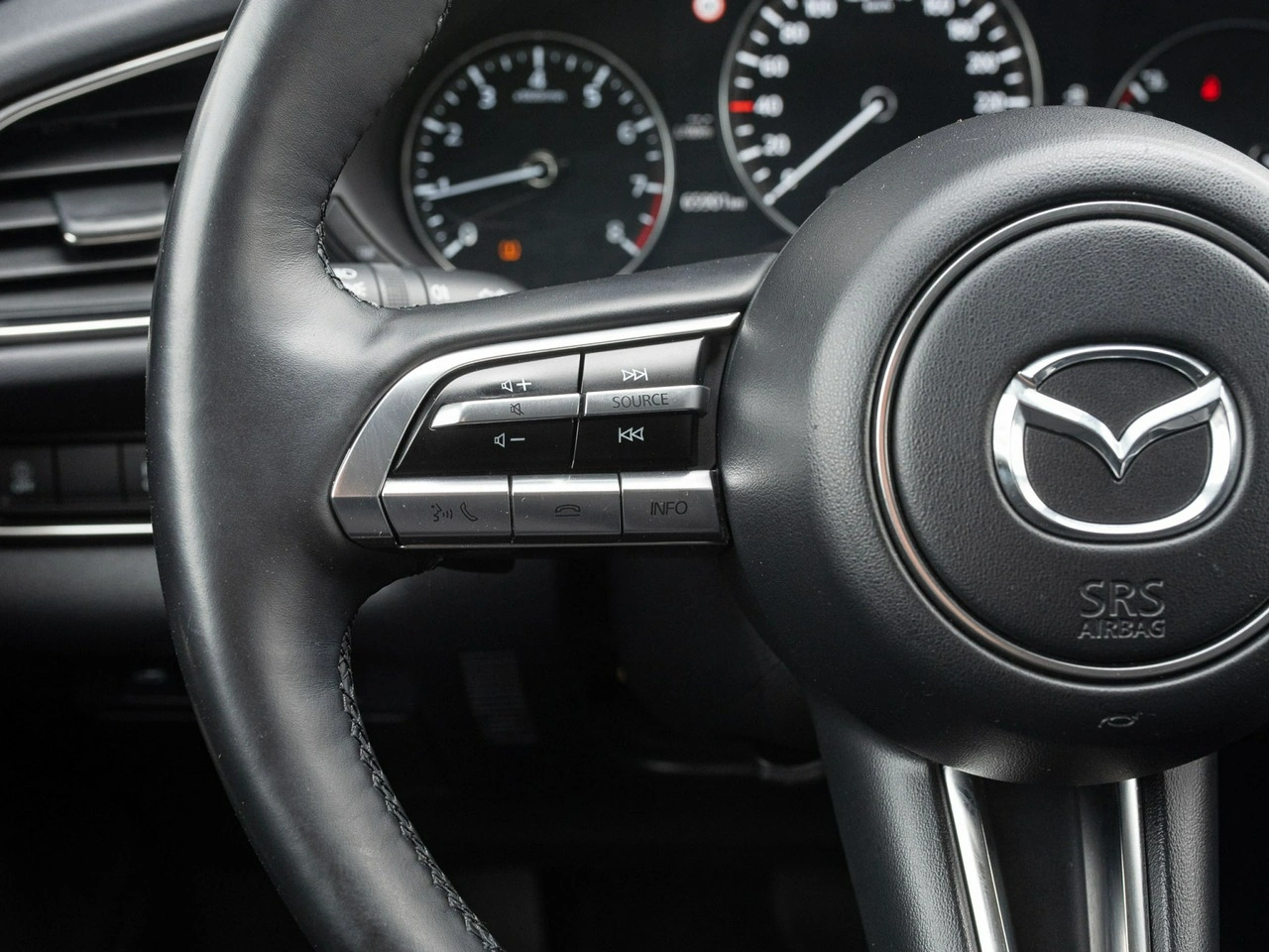 Mazda CX-30 - Zdjęcie 13