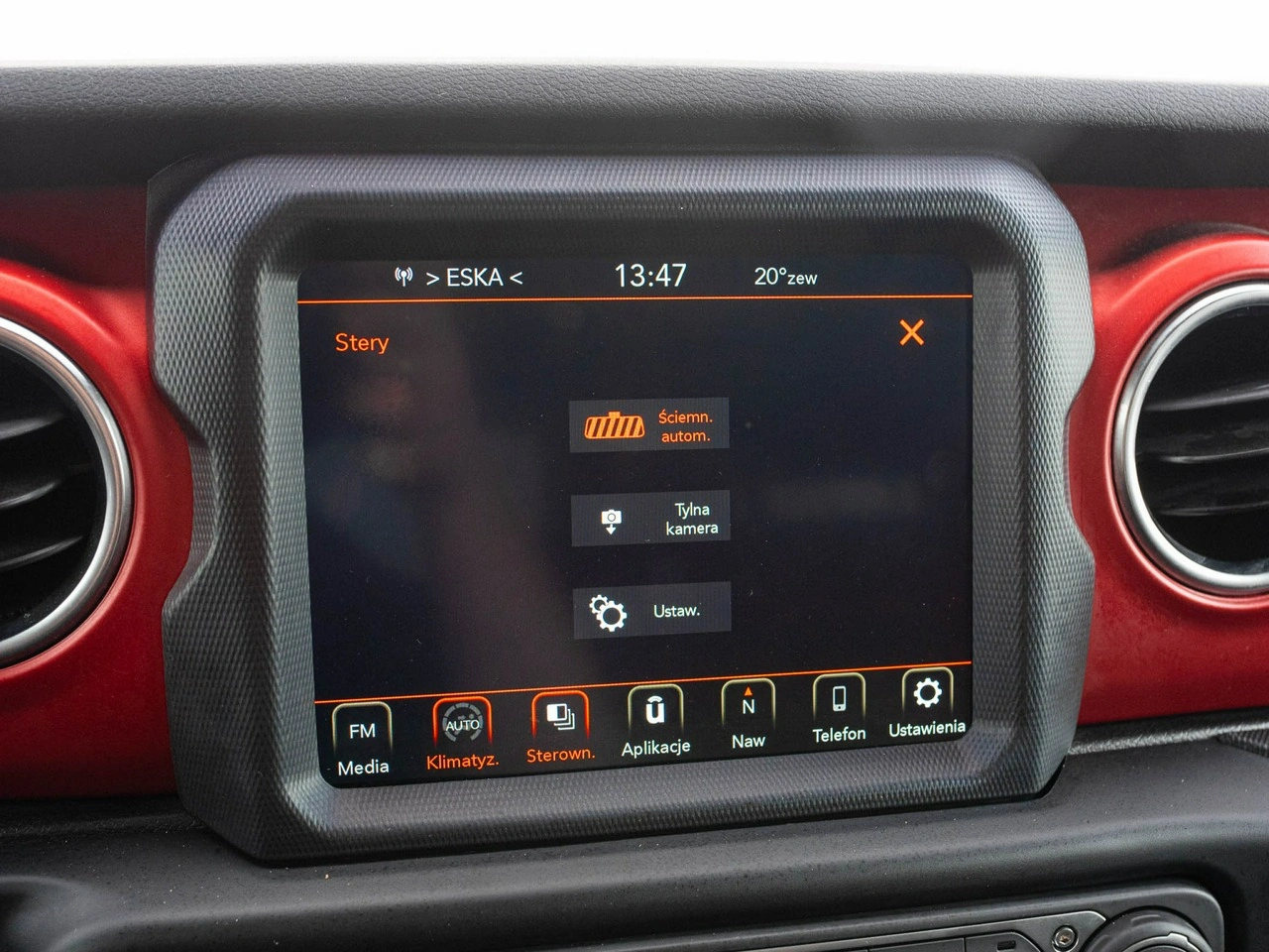 Jeep Wrangler - Zdjęcie 18