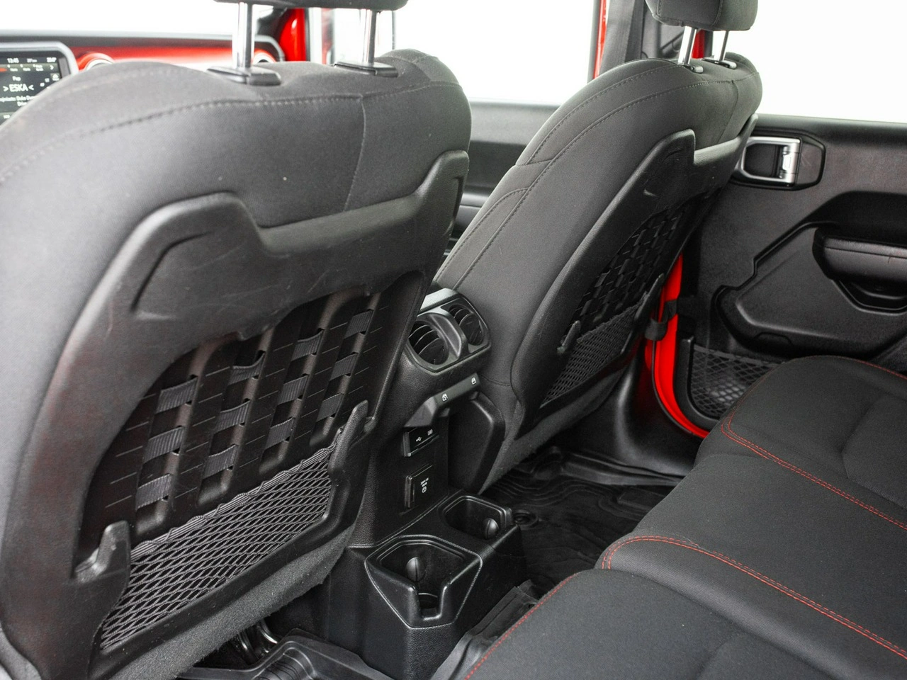 Jeep Wrangler - Zdjęcie 27