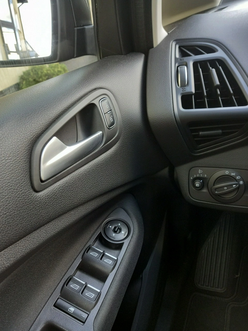 Ford C-MAX - Zdjęcie 33
