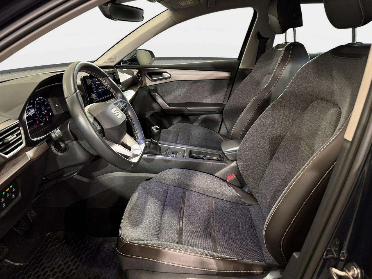 Seat Leon Sportstourer - Zdjęcie 11