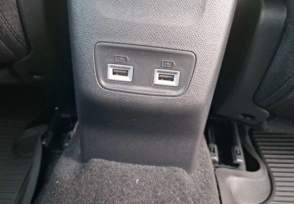 Peugeot 2008 - Zdjęcie 20