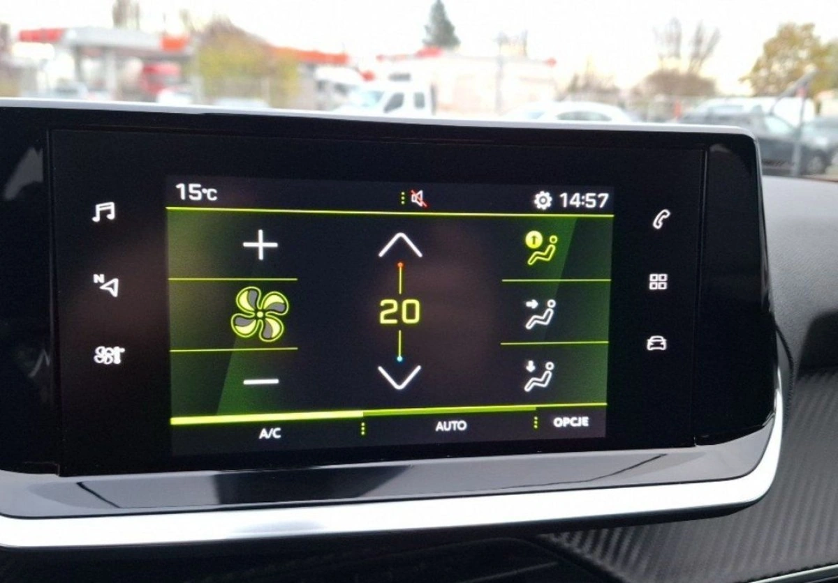 Peugeot 2008 - Zdjęcie 28