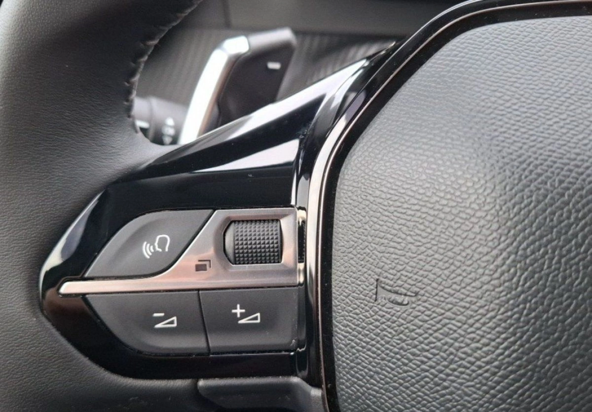 Peugeot 2008 - Zdjęcie 29