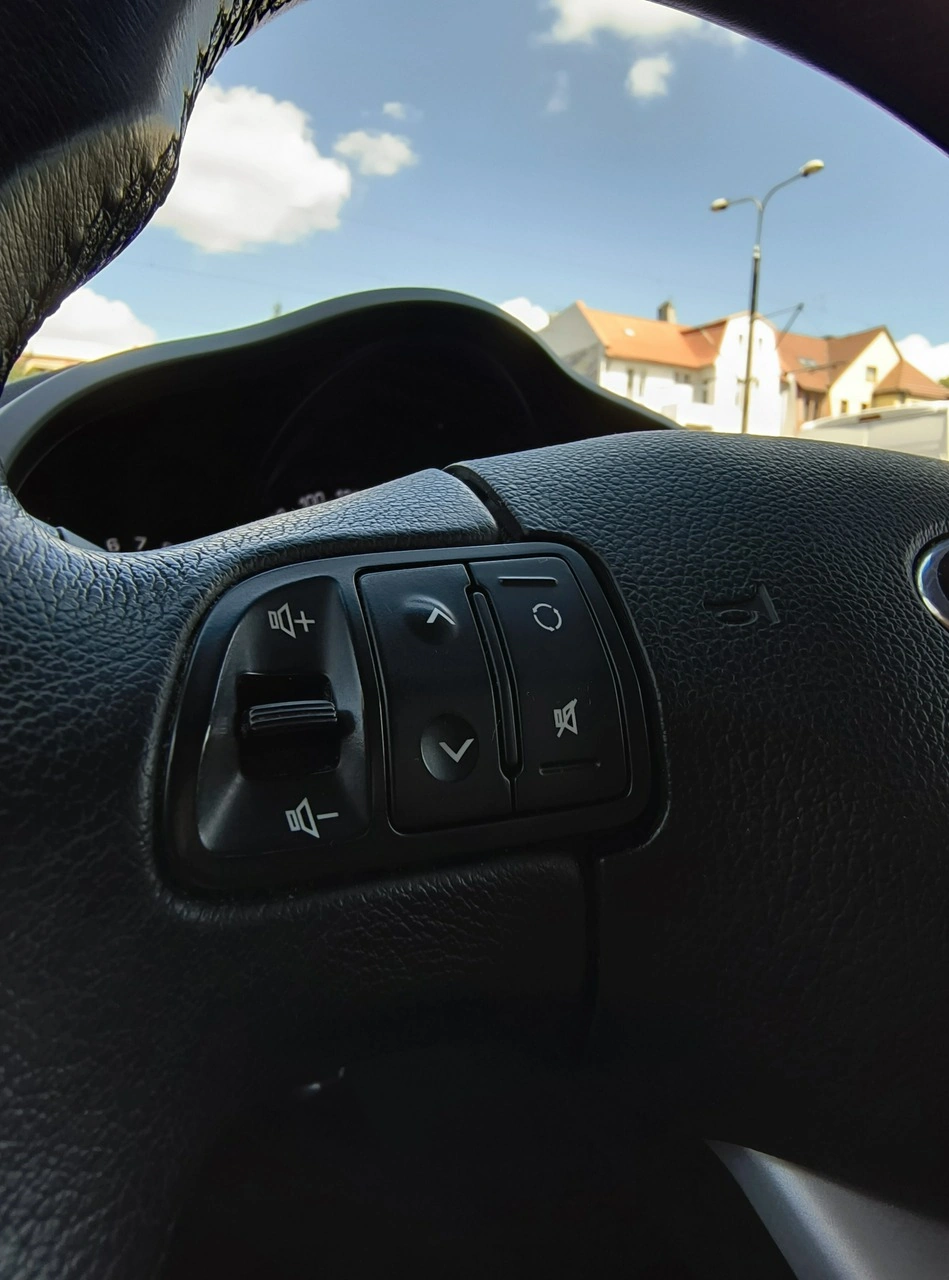 Kia Sportage - Zdjęcie 34