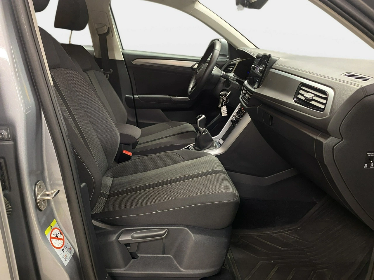 Volkswagen T-Roc - Zdjęcie 11