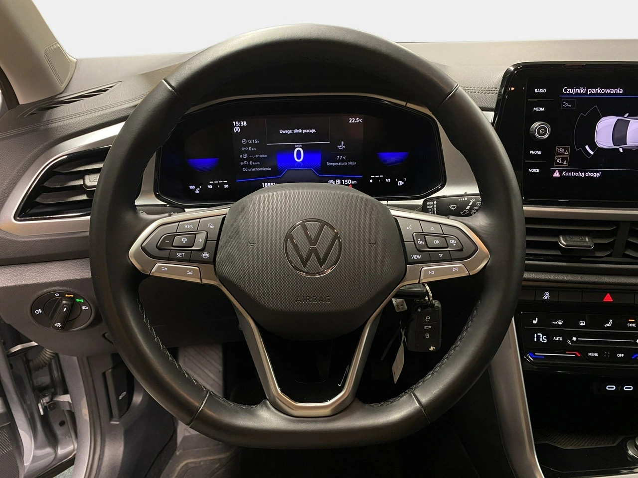 Volkswagen T-Roc - Zdjęcie 19