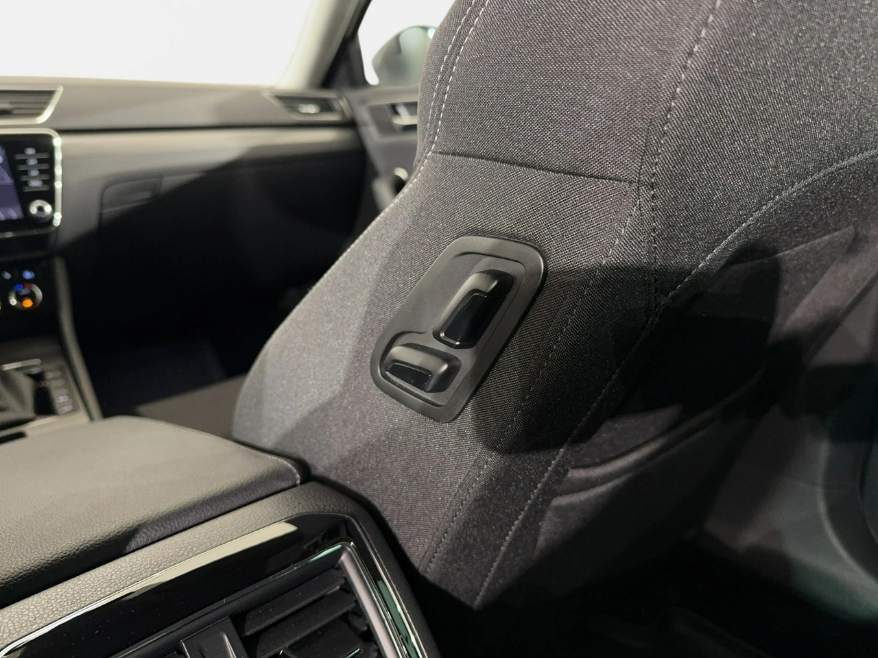 Skoda Superb - Zdjęcie 13