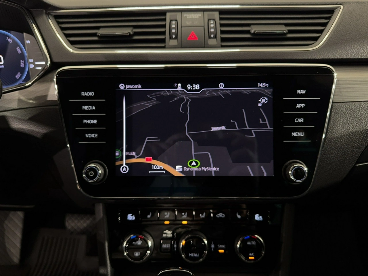 Skoda Superb - Zdjęcie 25