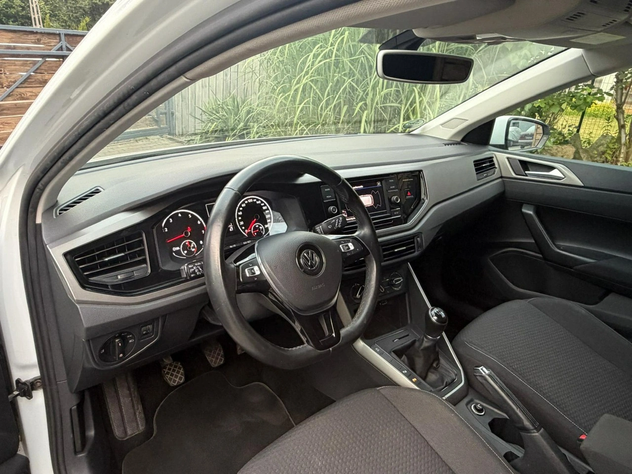 Volkswagen Polo - Zdjęcie 8