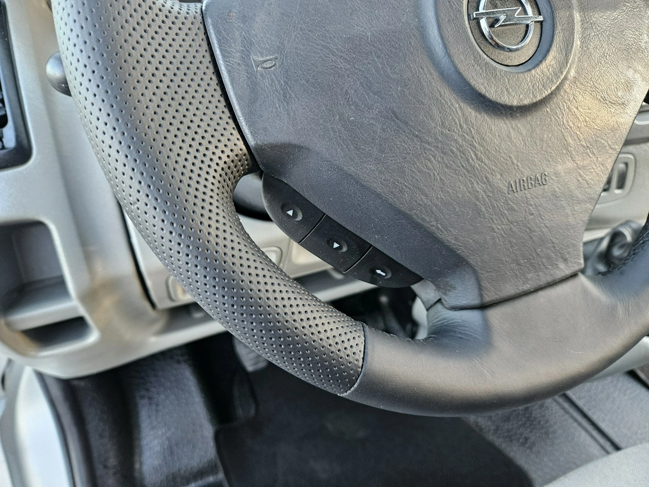 Opel Vivaro - Zdjęcie 13