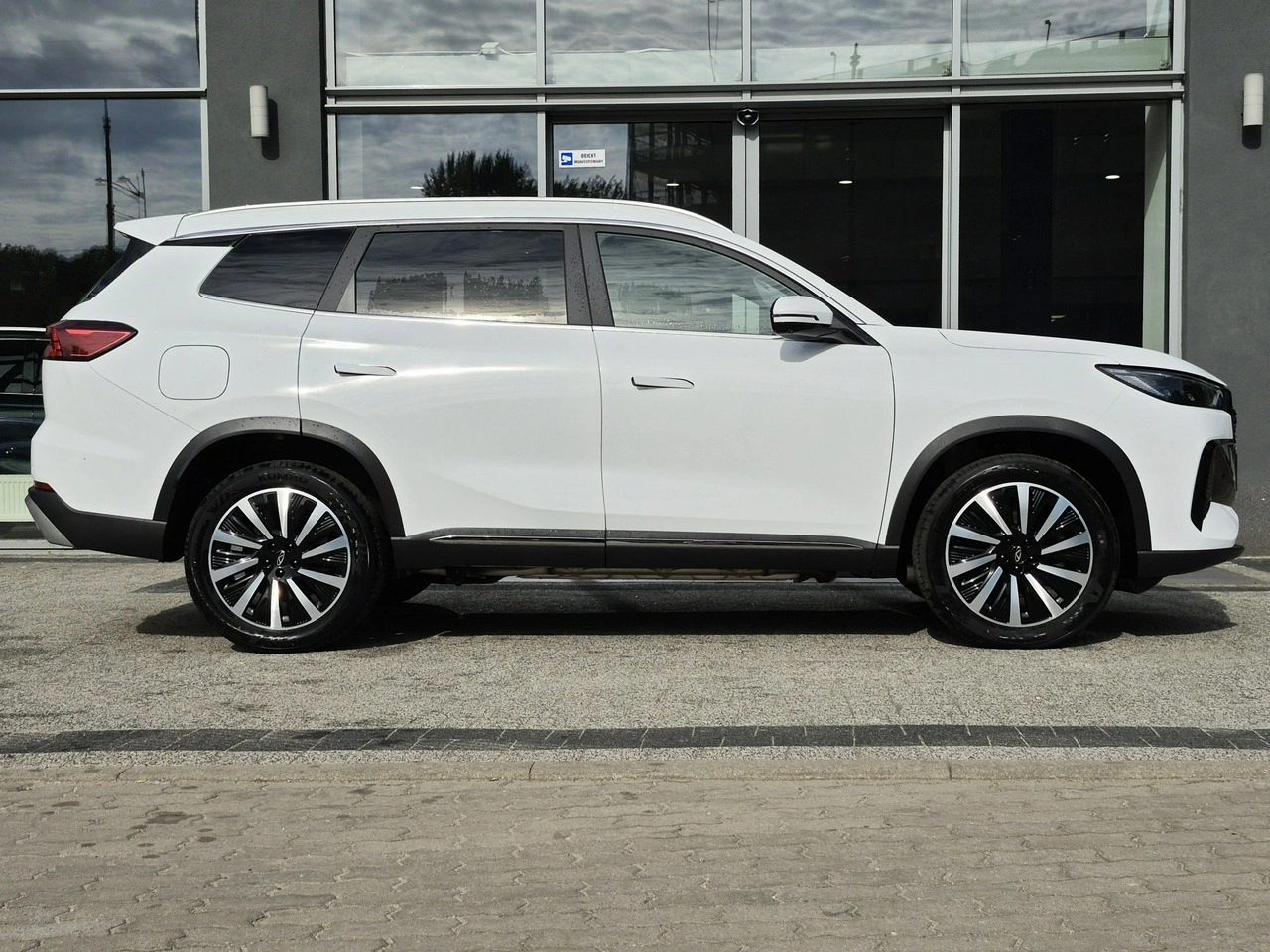 Chery Tiggo 8 - Zdjęcie 4