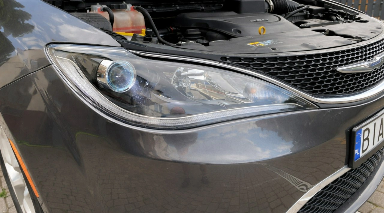 Chrysler Pacifica - Zdjęcie 10