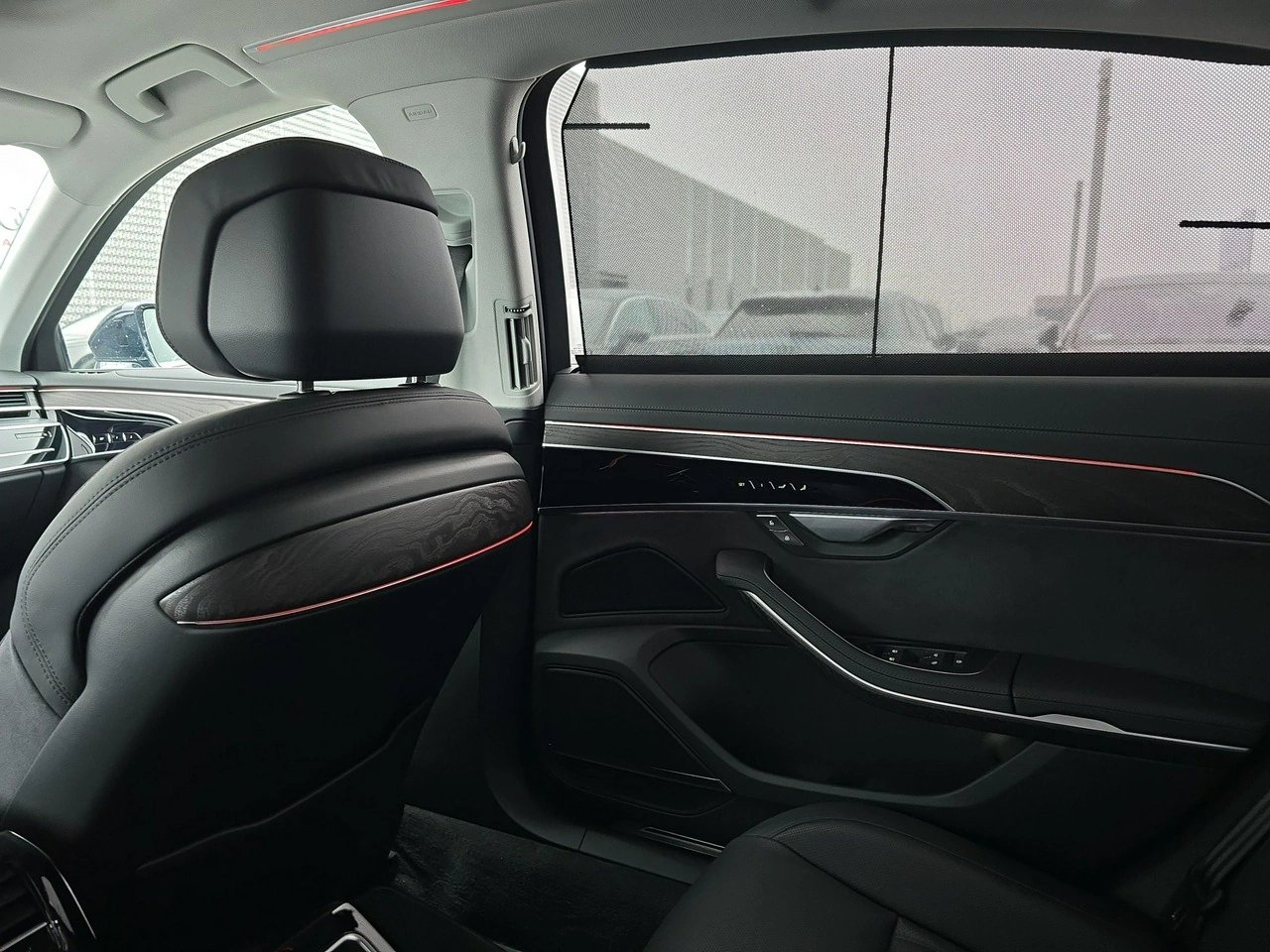Audi A8 - Zdjęcie 33