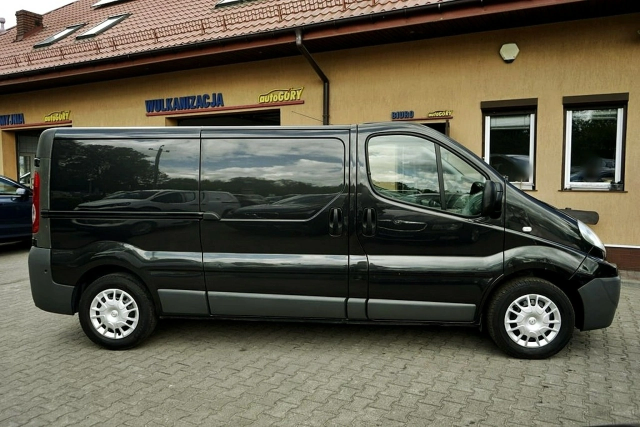 Renault Trafic - Zdjęcie 11