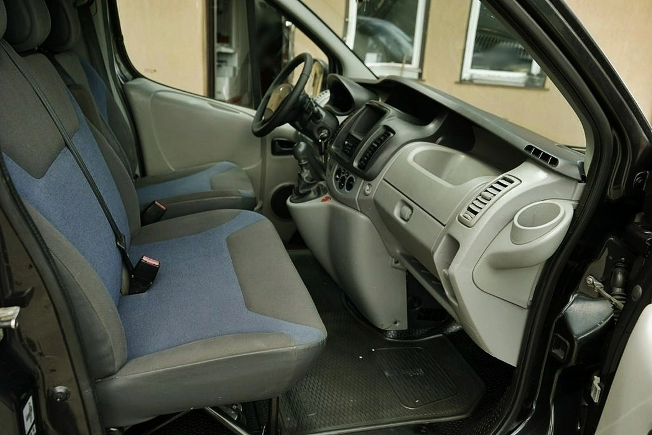 Renault Trafic - Zdjęcie 15