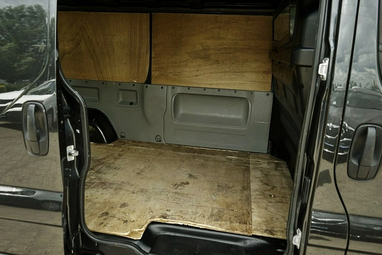 Renault Trafic - Zdjęcie 21