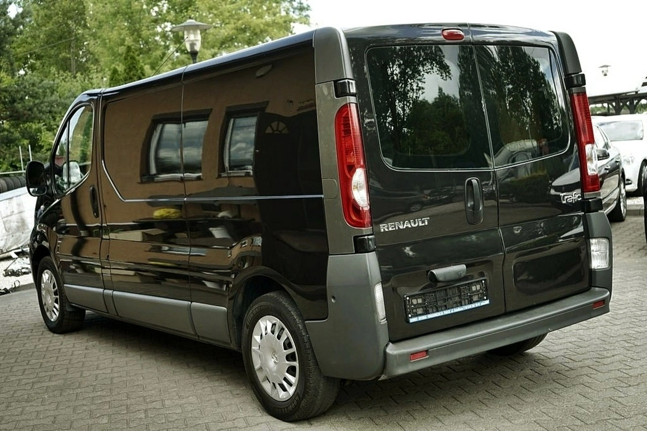 Renault Trafic - Zdjęcie 2