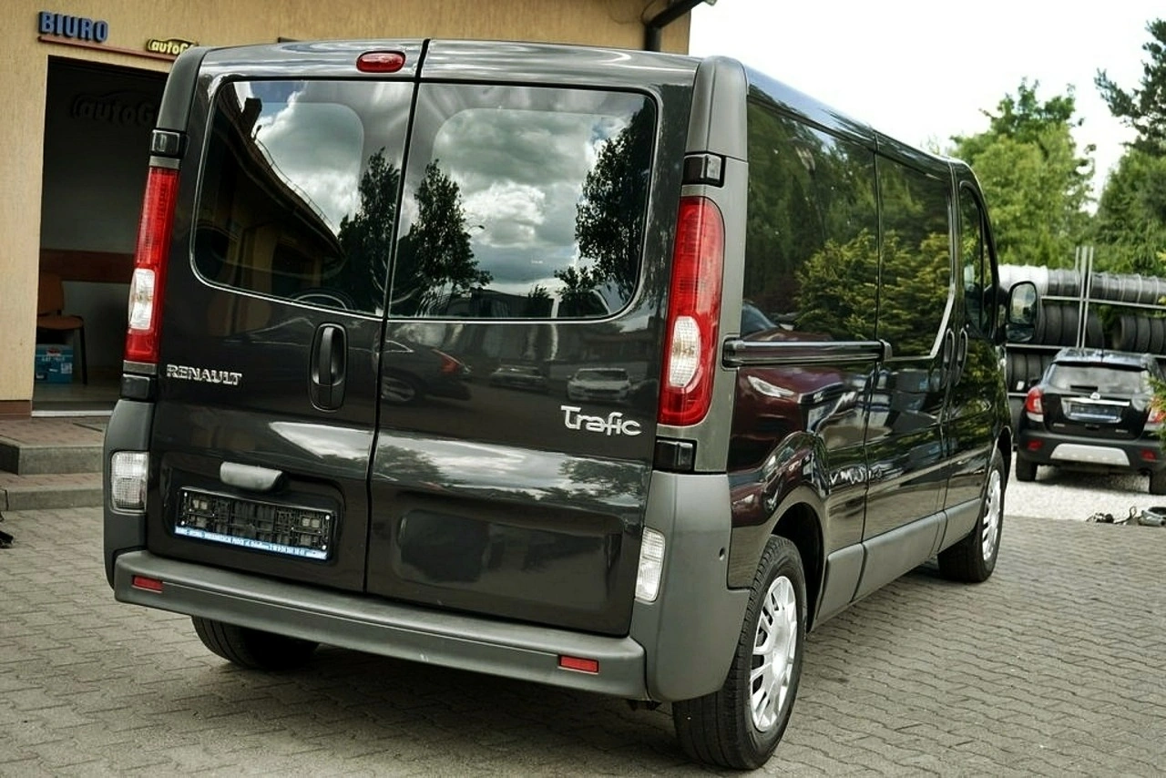 Renault Trafic - Zdjęcie 5