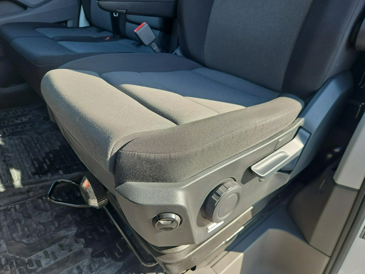 Volkswagen Crafter - Zdjęcie 17