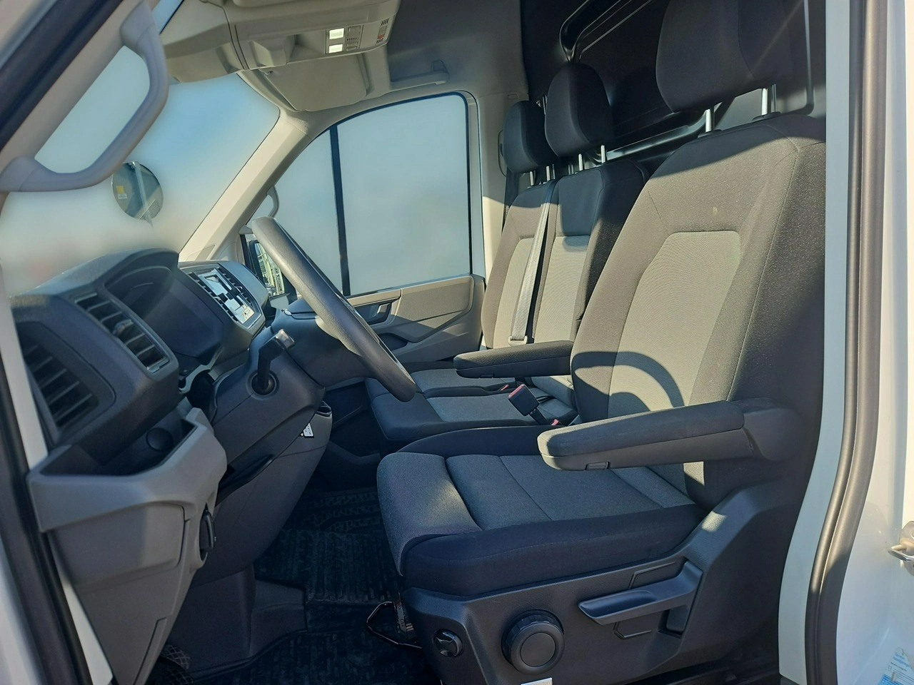 Volkswagen Crafter - Zdjęcie 19