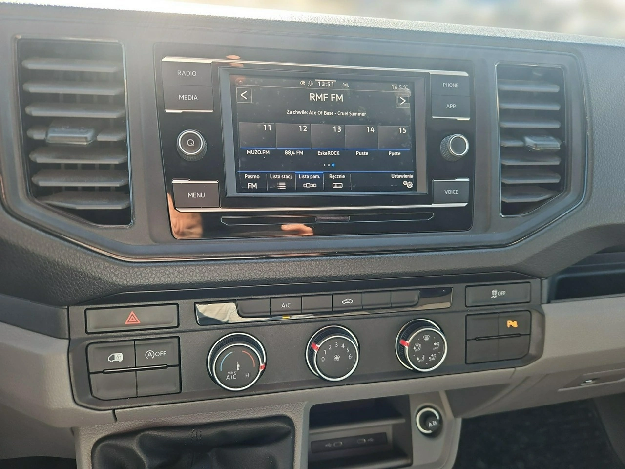 Volkswagen Crafter - Zdjęcie 21