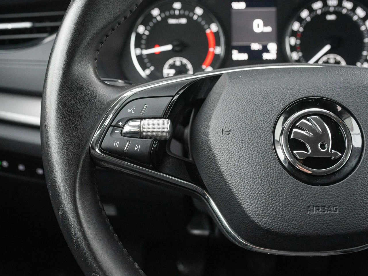 Skoda Octavia - Zdjęcie 13