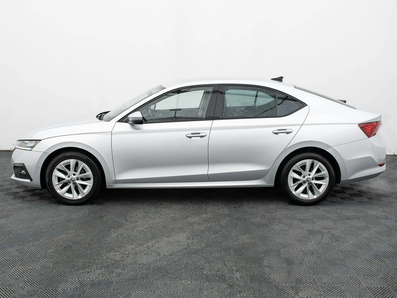 Skoda Octavia - Zdjęcie 7