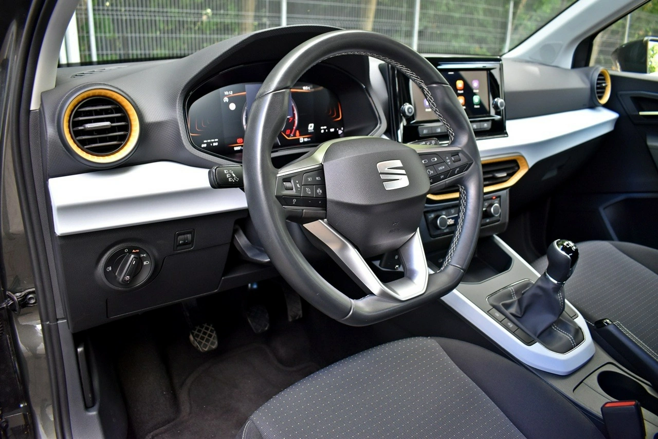 Seat Arona - Zdjęcie 8