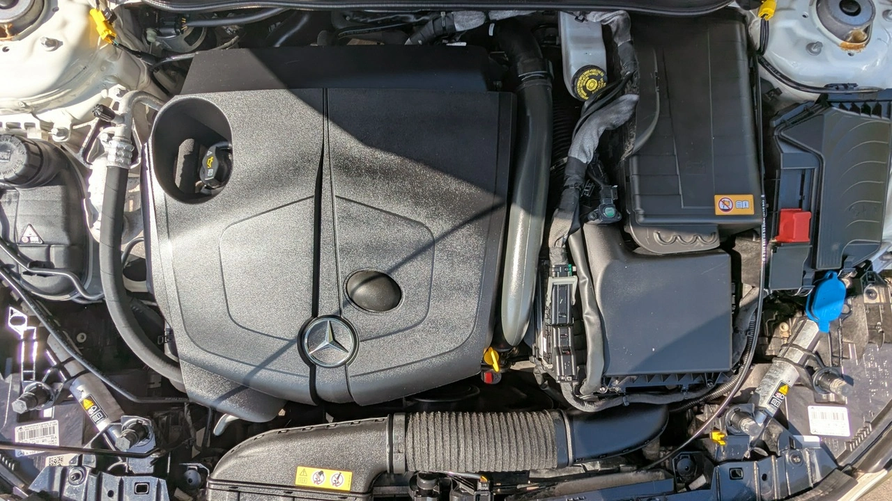 Mercedes GLA 200 - Zdjęcie 39