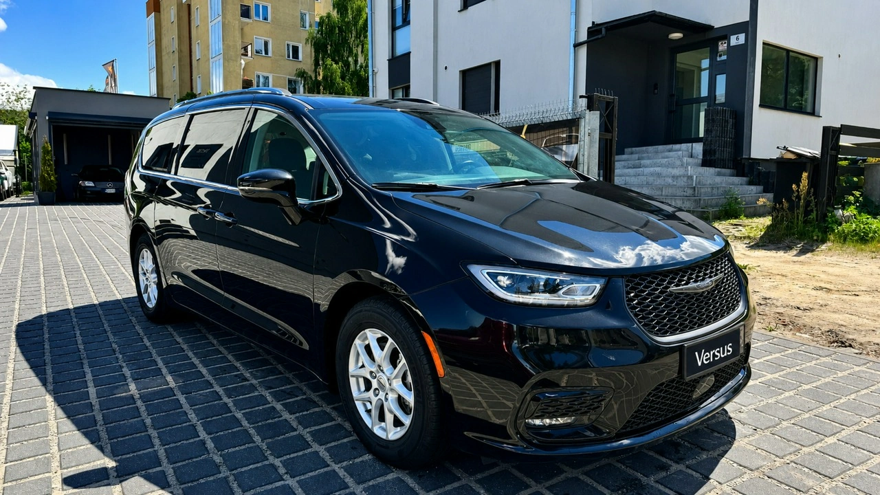 Chrysler Pacifica - Zdjęcie 2