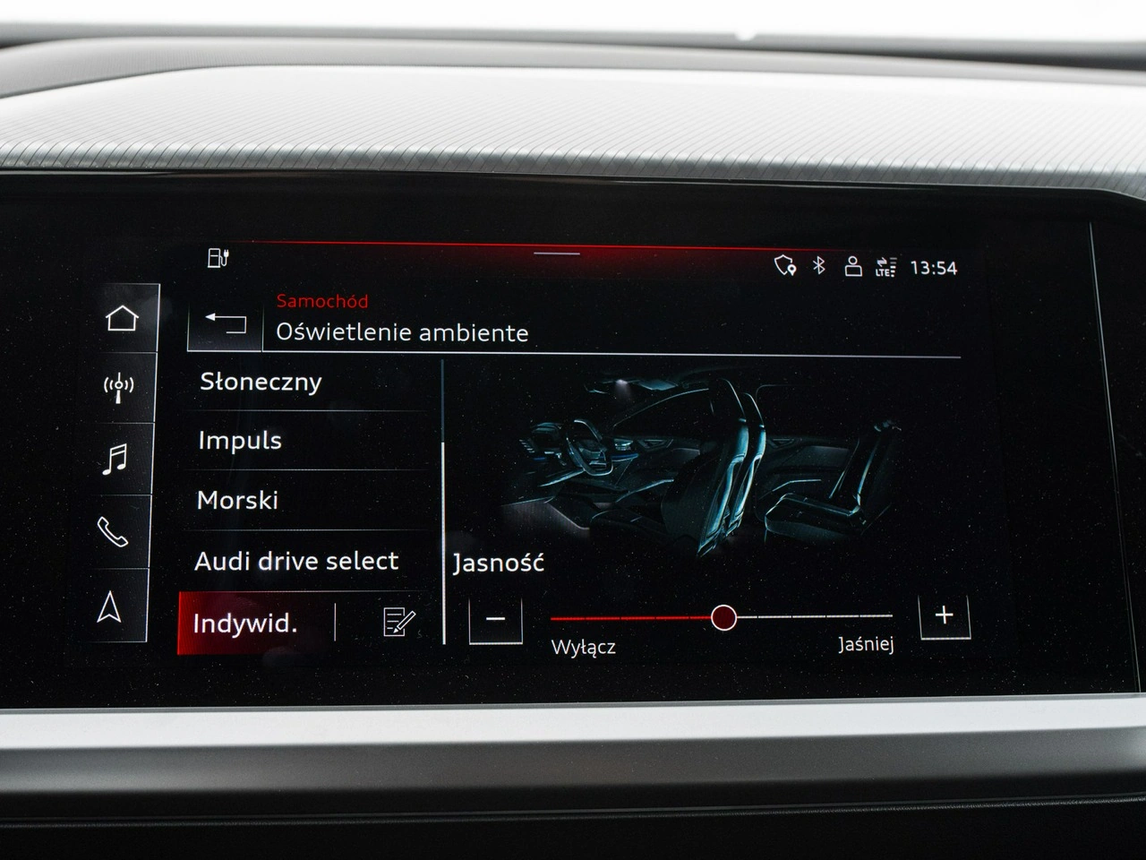 Audi Q4 e-tron - Zdjęcie 22