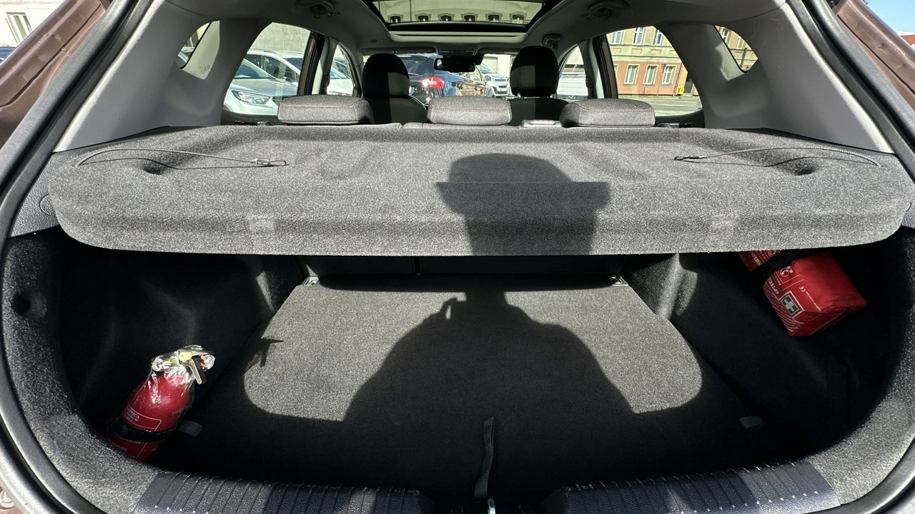 Kia Ceed - Zdjęcie 9