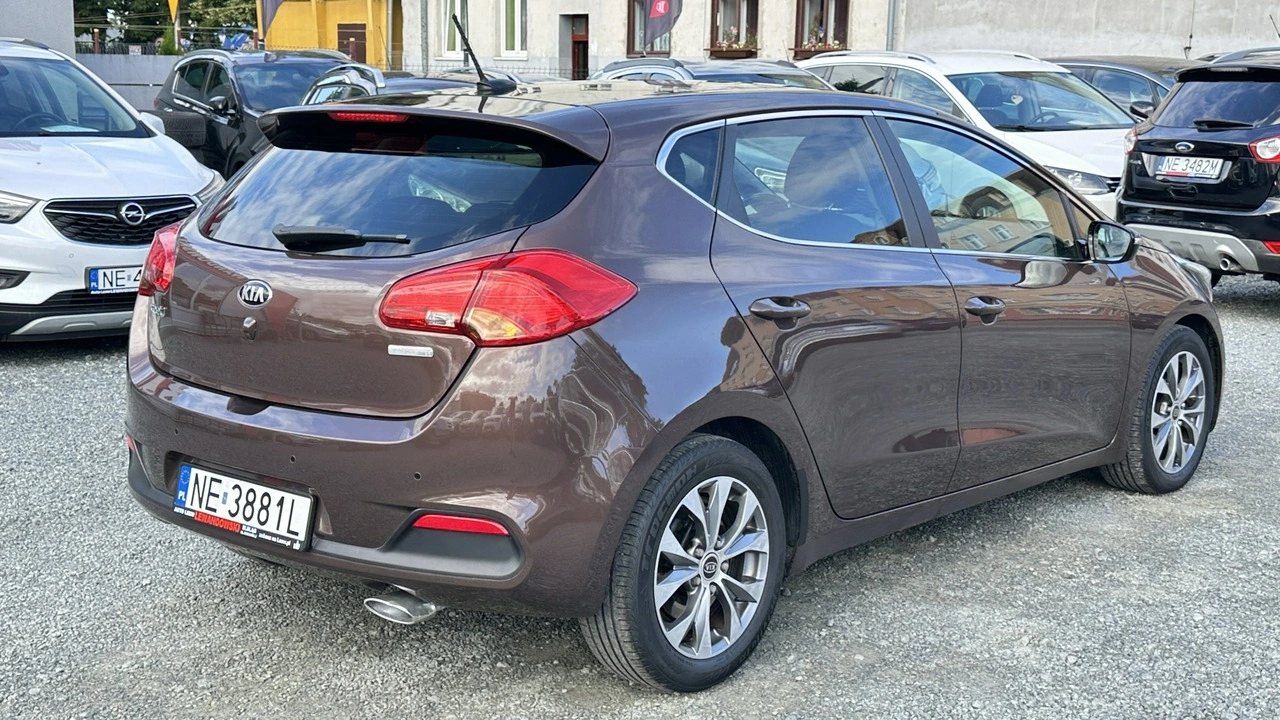 Kia Ceed - Zdjęcie 4