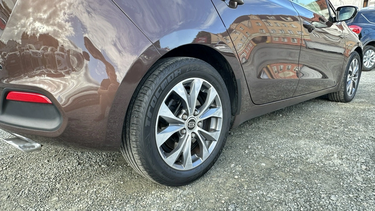 Kia Ceed - Zdjęcie 5