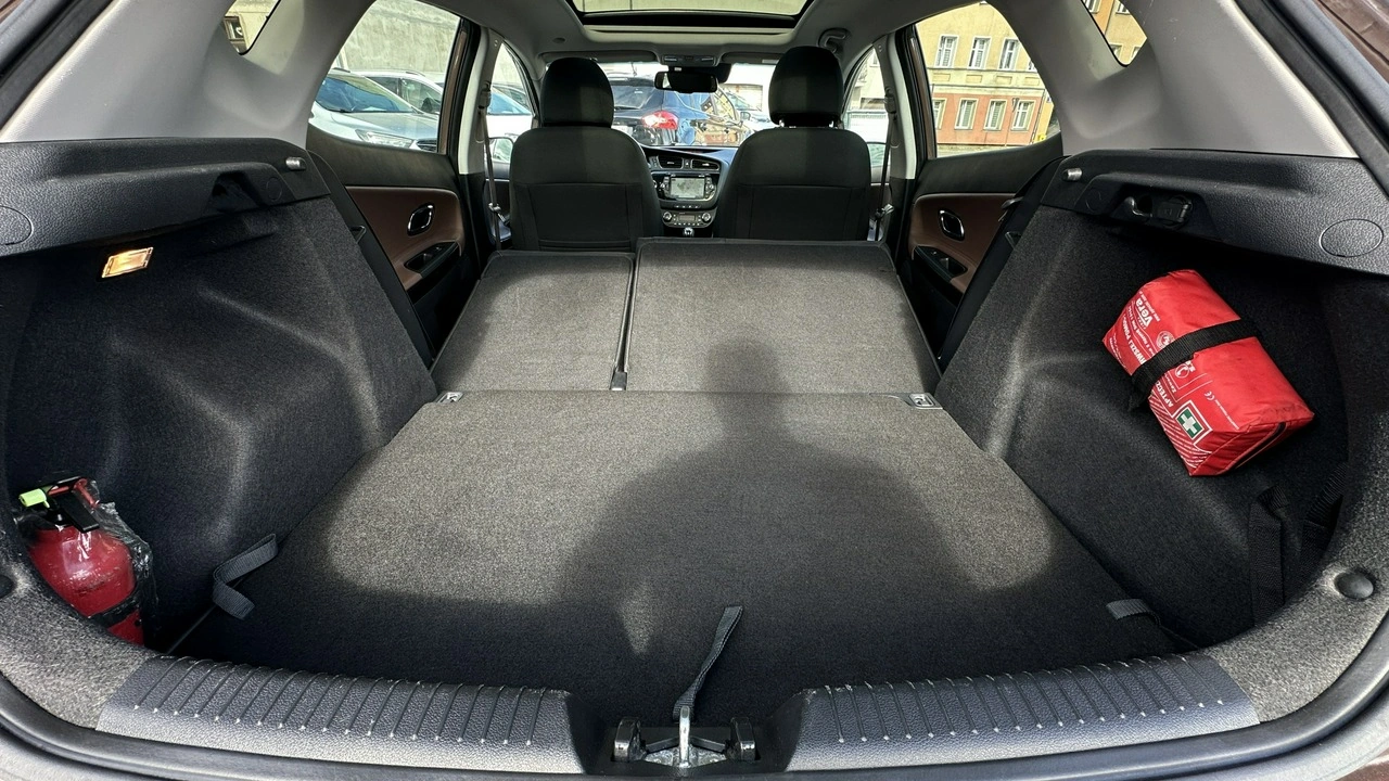 Kia Ceed - Zdjęcie 7