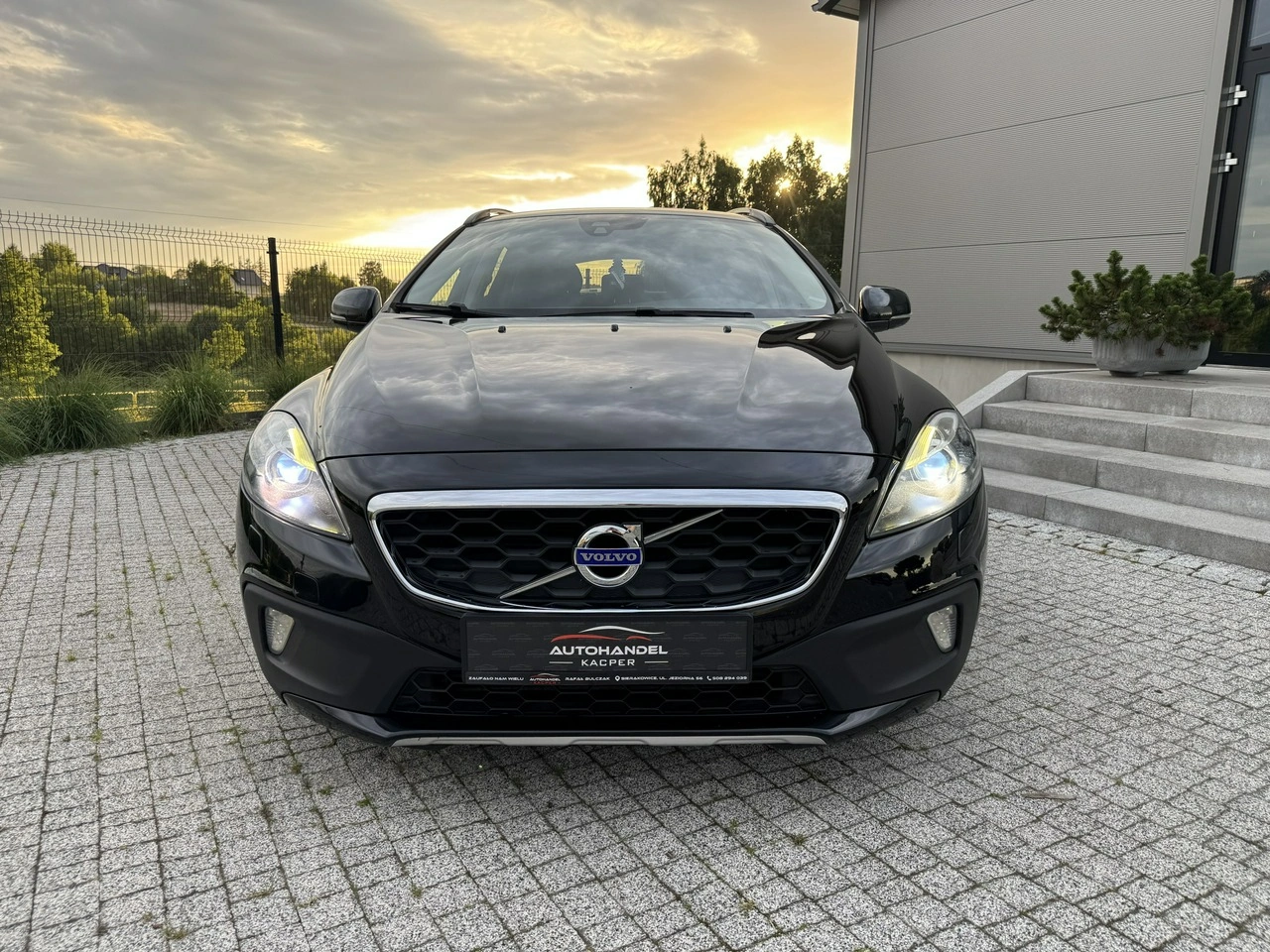Volvo V40 Cross Country - Zdjęcie 2