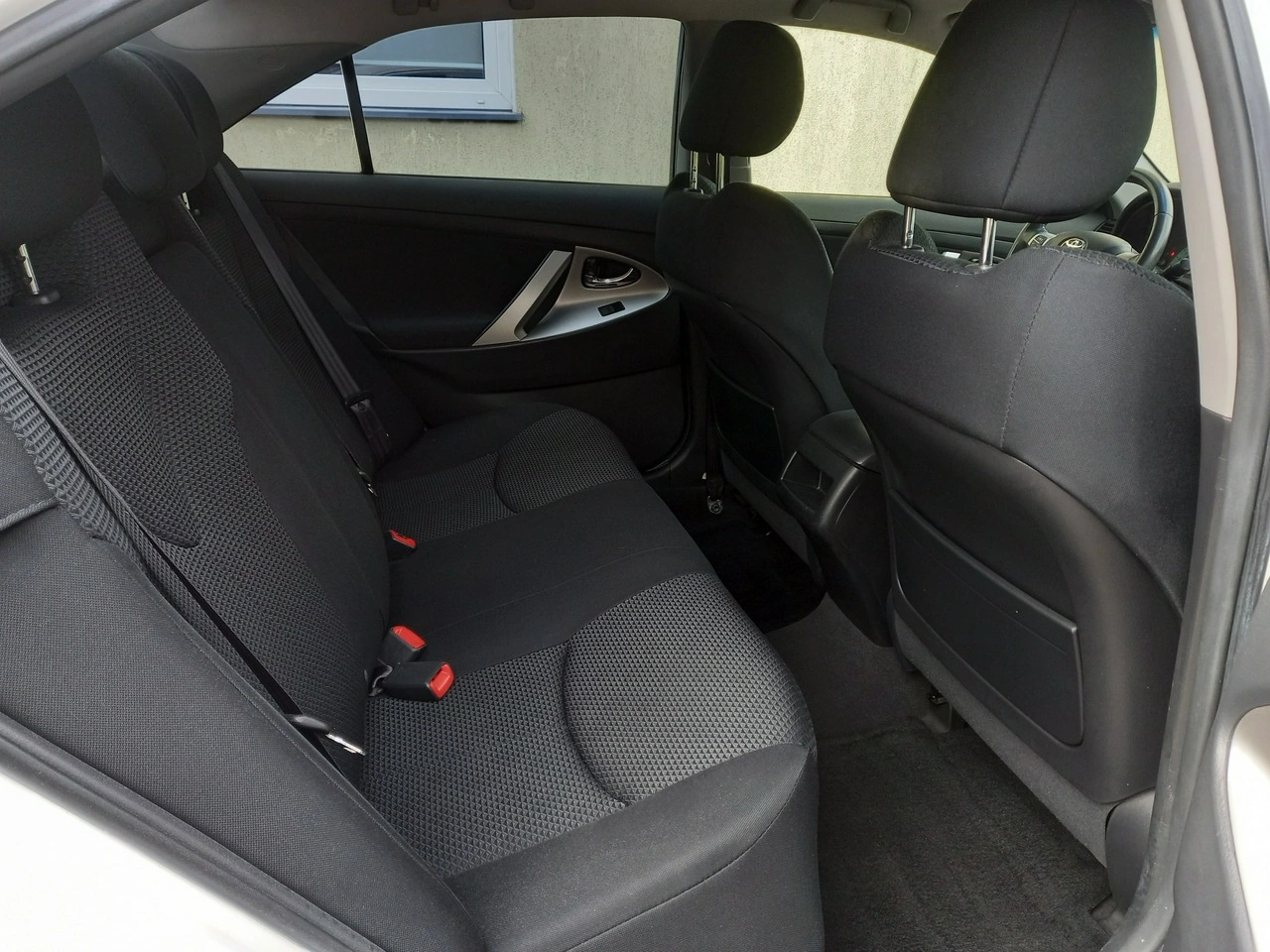 Toyota Camry - Zdjęcie 19