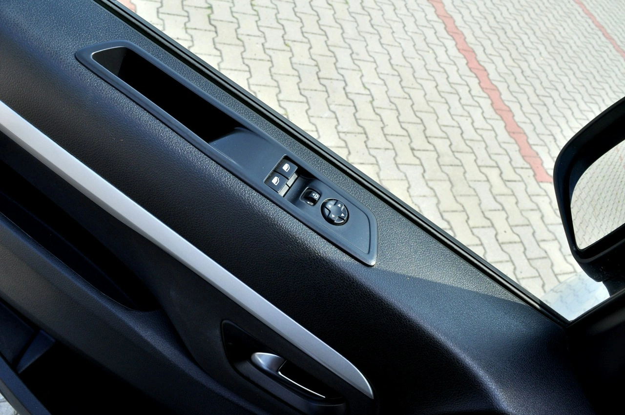 Peugeot Expert - Zdjęcie 22