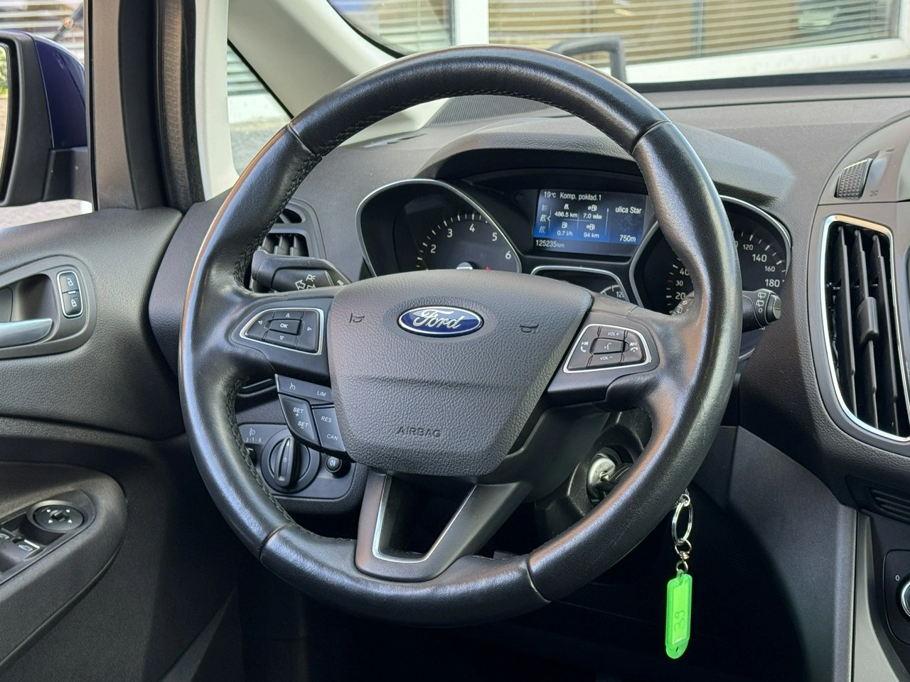 Ford C-MAX - Zdjęcie 27
