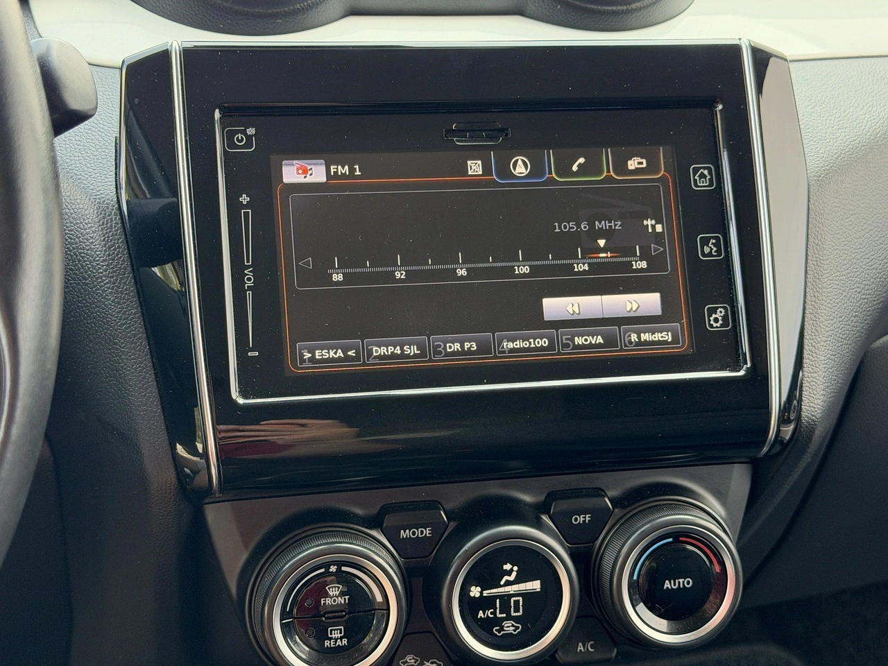 Suzuki Swift - Zdjęcie 45