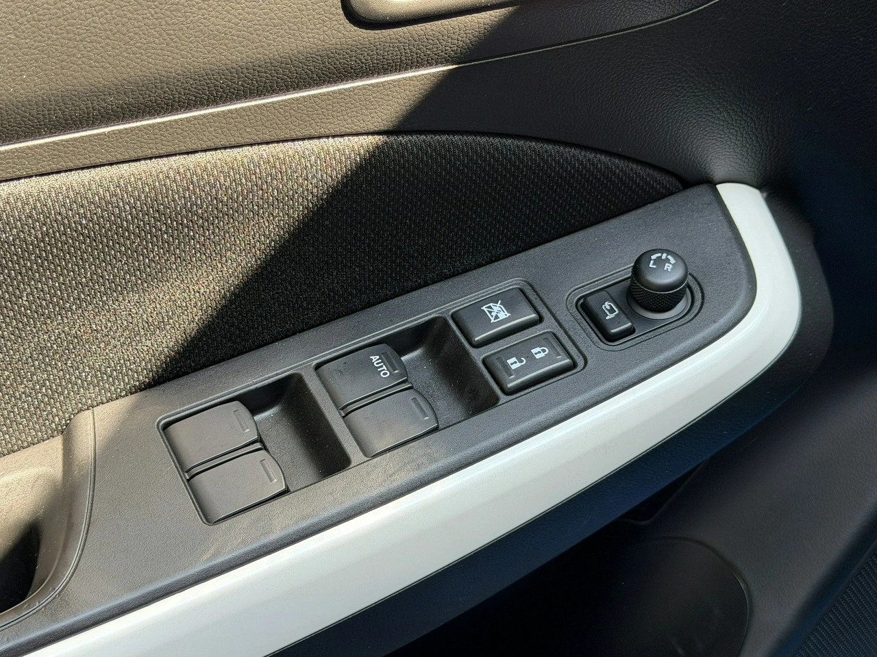 Suzuki Swift - Zdjęcie 8